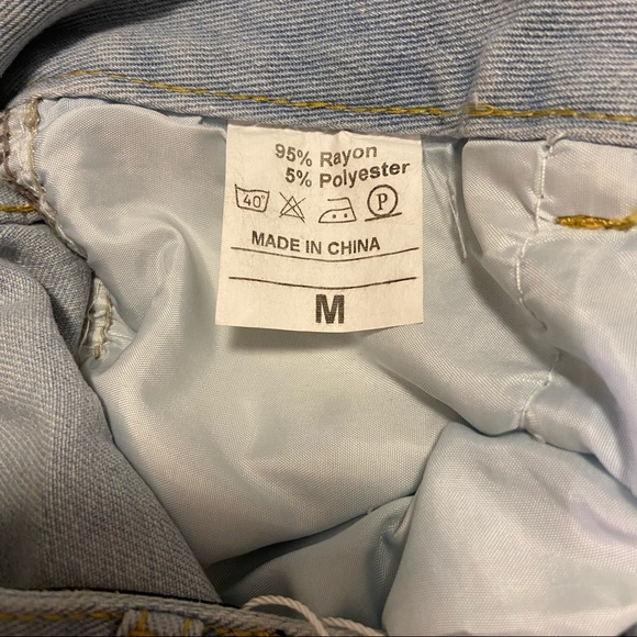 Jeans - Picture 12 of 12